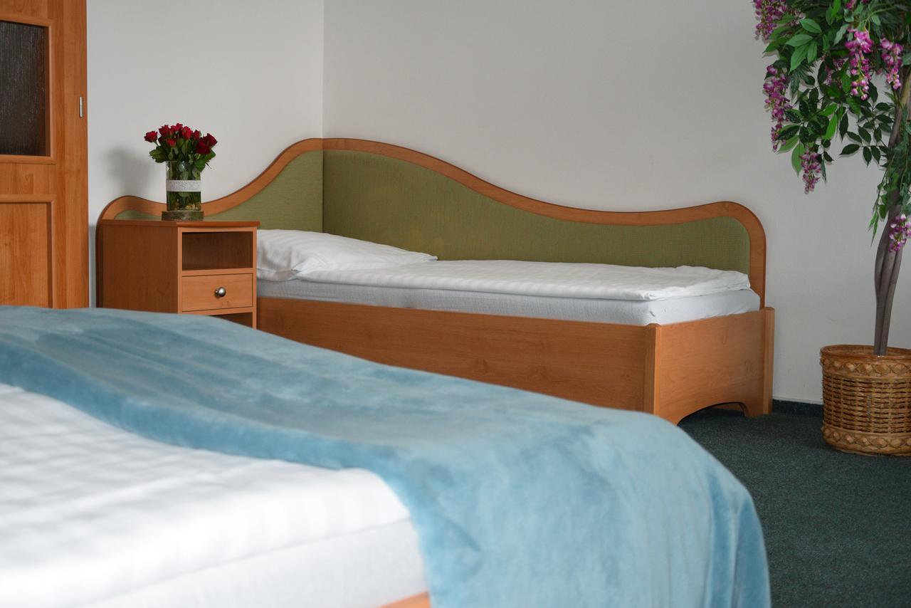 Horní Těrlicko Hotel Jaskovska Krcma מראה חיצוני תמונה